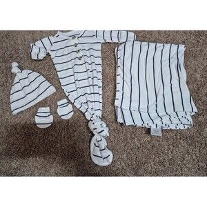 Lou lou & company bundle lot of 4